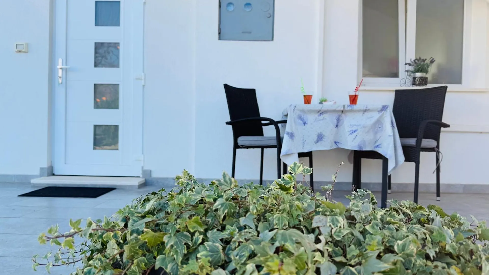 Apartment Erika - For 2 Near The Beach Pula